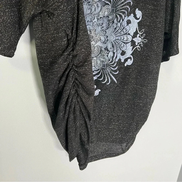 Fashion Bug Ruched Top NEW Black Silver Sparkle Blouse Plus Size 2X Medallion - Picture 5 of 10